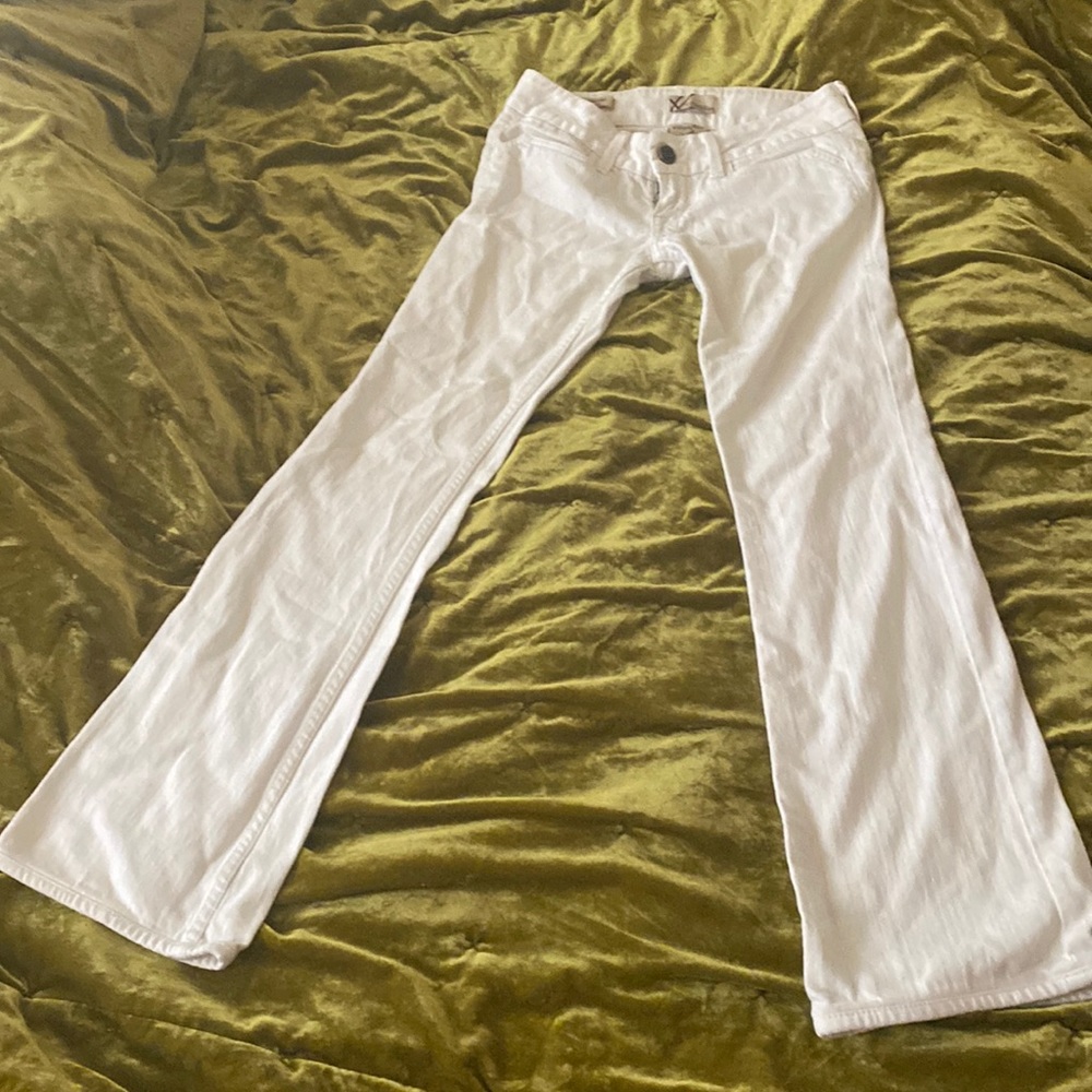 White low rise flares Sz 24 William rast